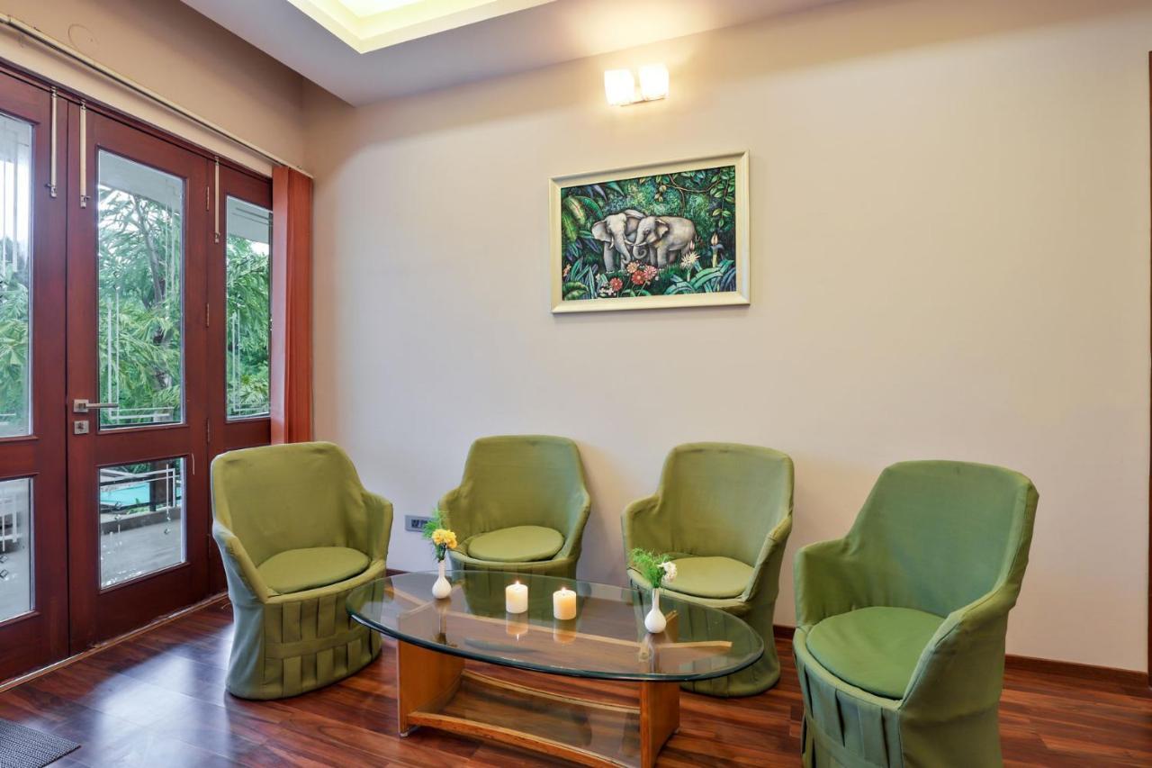 Stayvista'S Prakriti Farms With Outdoor Pool, Complimentary Breakfast And Hi-Tea Udaipur Exterior foto